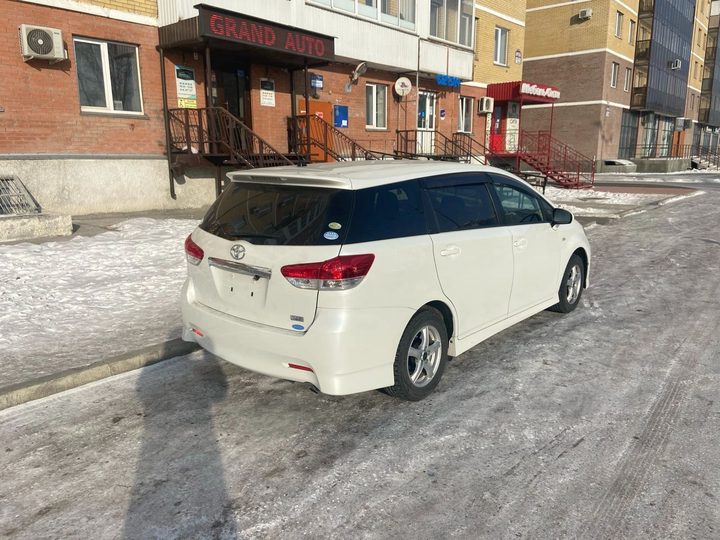 TOYOTA WISH
