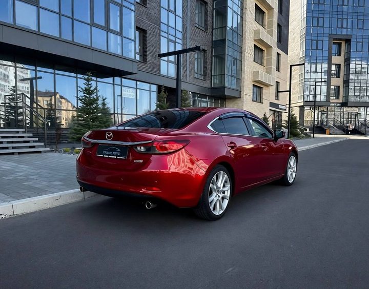 Mazda 6