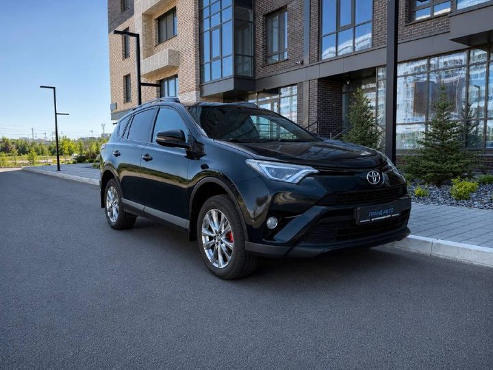 TOYOTA RAV-4