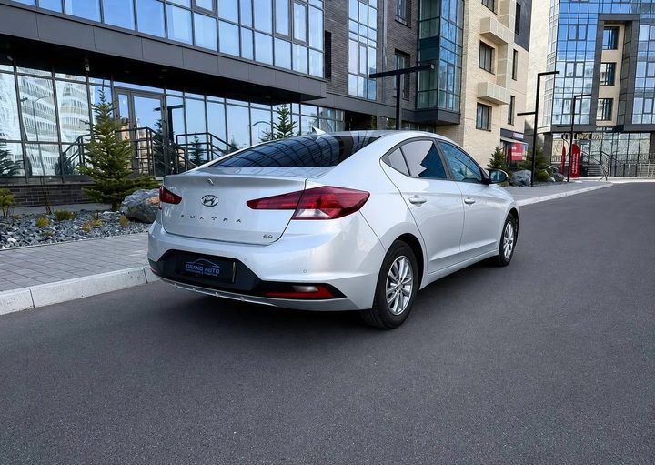 Hyundai Avante