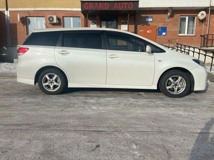 TOYOTA WISH