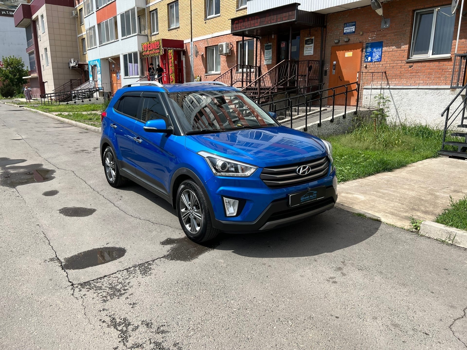 HYUNDAI CRETA -